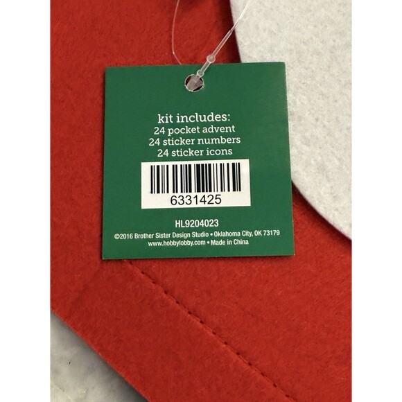 Christmas Felt Pocket Advent Calendar Santa Craft 42” X 15” 24 Number & Icons - Picture 5 of 8